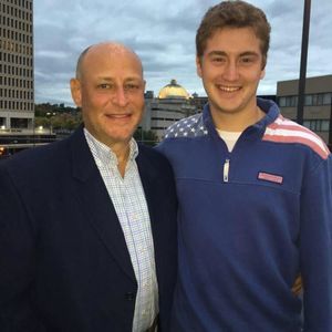 Meet your Posher, Leo